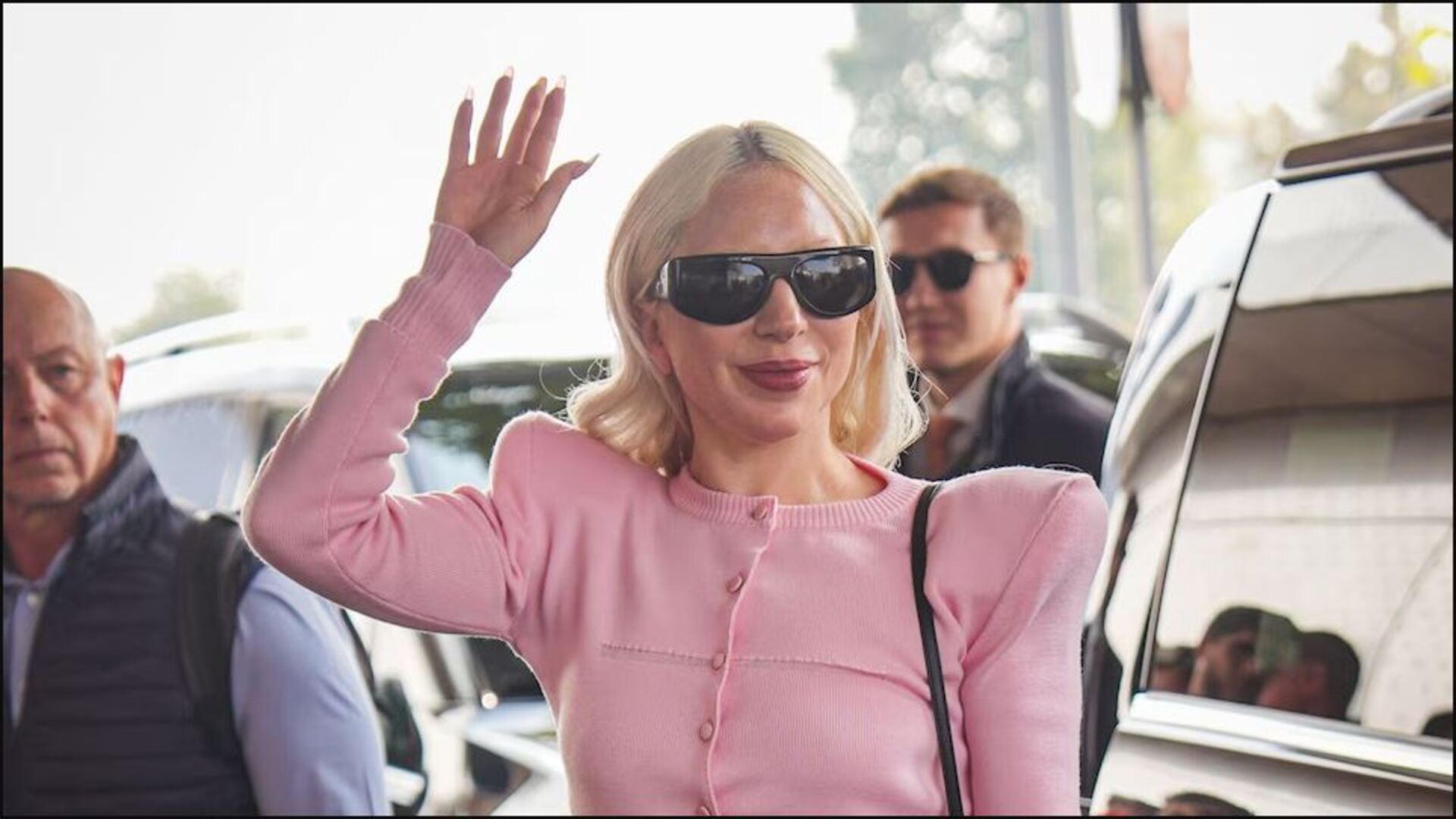 Lady Gaga fue vista grabando escenas de El Diablo viste a la moda en Milán Lady Gaga fue vista grabando escenas de El Diablo viste a la moda en Milán